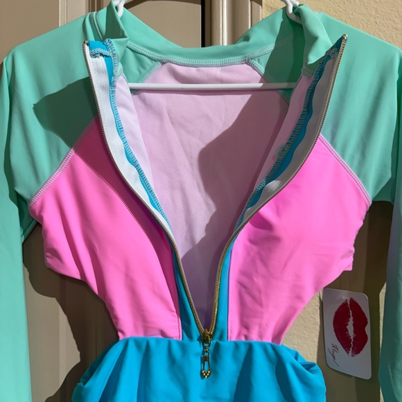 Colorblock Pink Turquoise Blue Green One Piece Swimsuit - Picture 9 of 10